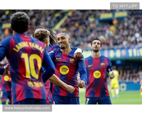 比利亚雷亚尔足球俱乐部发展历程与辉煌成就分析